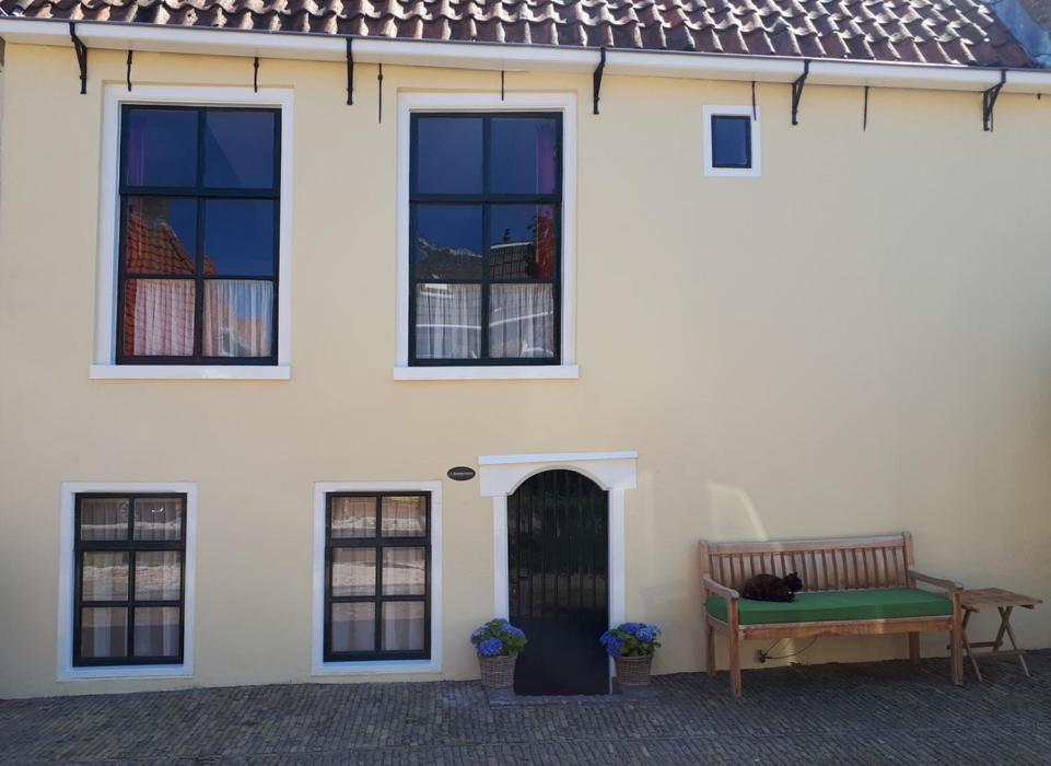 'T Souterrain Bed & Breakfast Harlingen Exterior photo